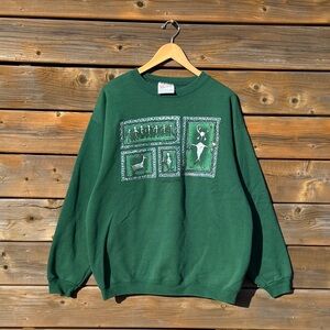 Vintage 90’s Forest Green Graphic Crewneck Sweater